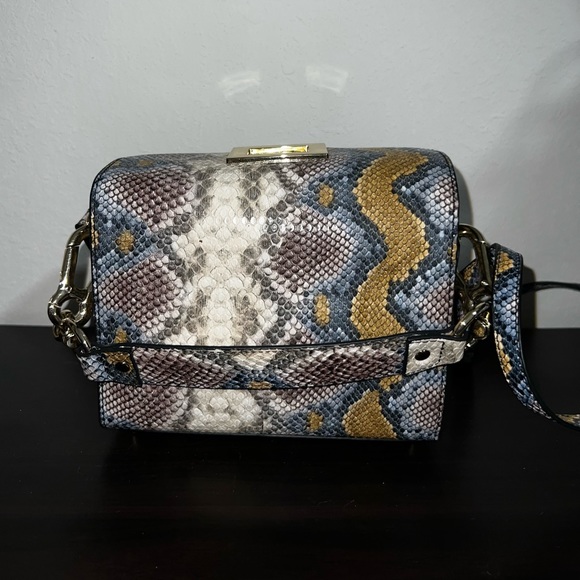 Steve Madden Heels and matching Purse - Picture 7 of 8